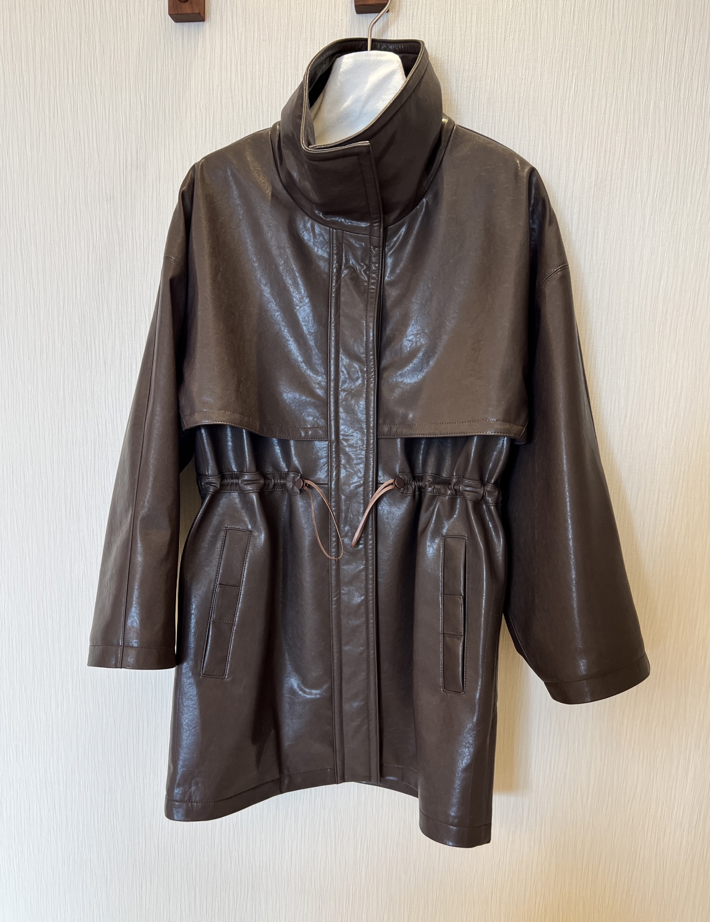 Women's Stand Collar Mid-Length Leather Jacket with Drawstring Waist 3 i1755749774266 1283 0 1