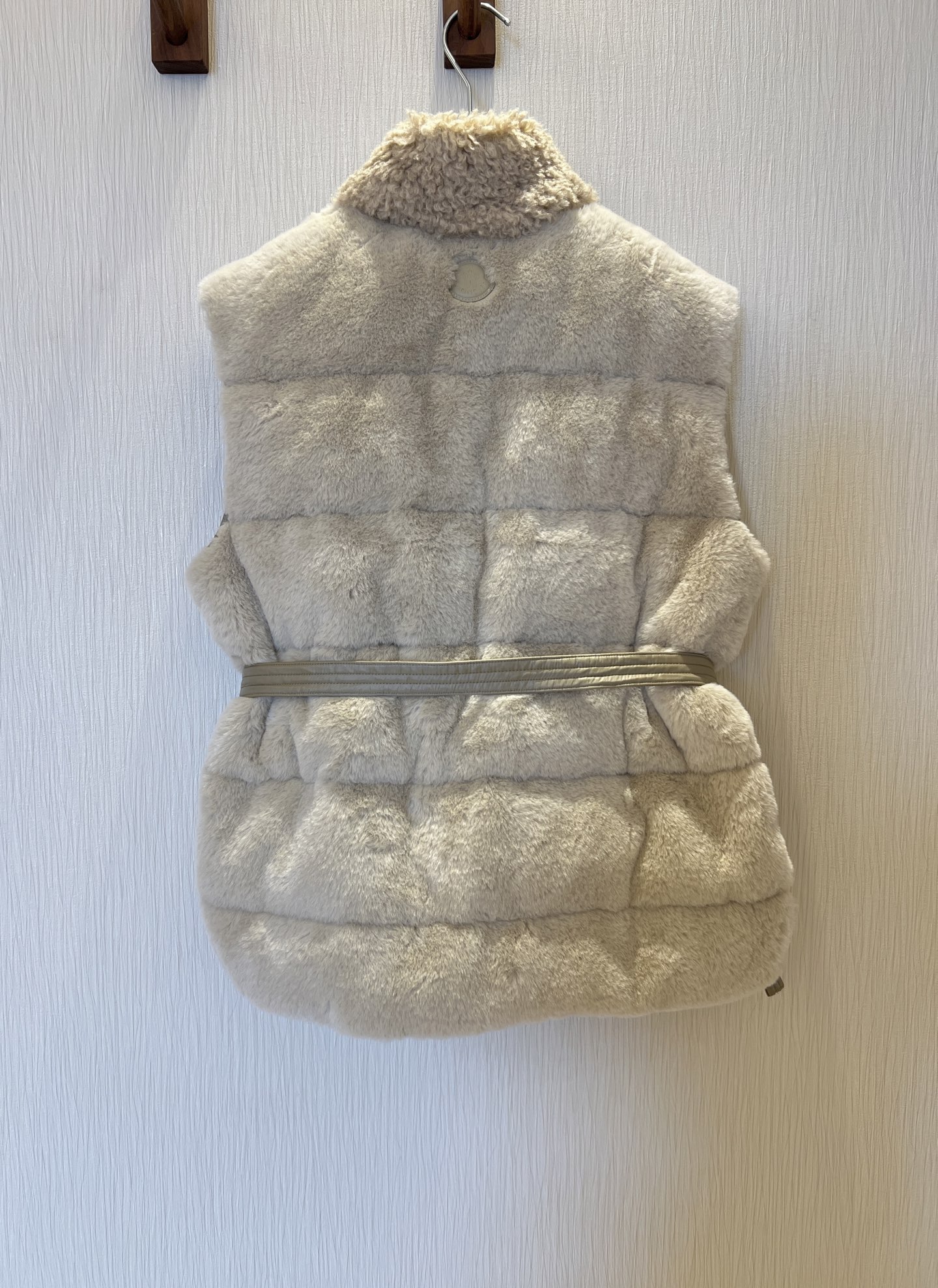 Teddy Fleece Down Vest with Goose Feather Filling and Detachable Belt 5 i1756009317404 4042 0 3