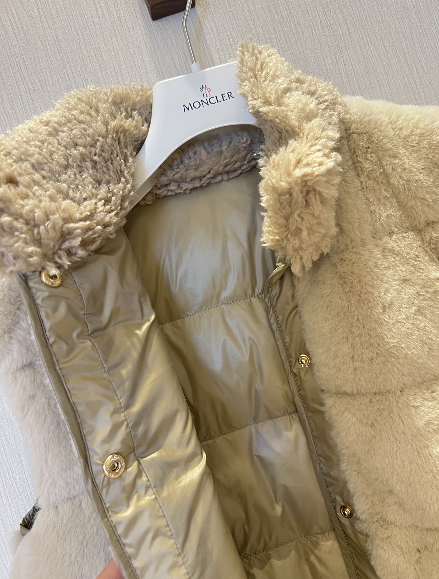Teddy Fleece Down Vest with Goose Feather Filling and Detachable Belt 7 i1756009319398 6605 0 5