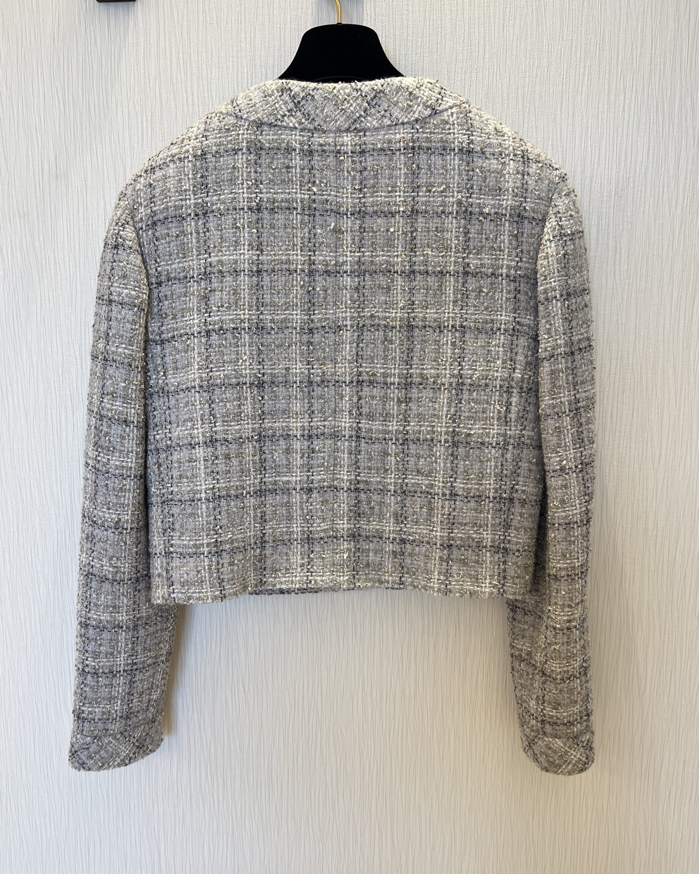 Vintage V-Neck Tweed Jacket with Silk Camellia Lining and Chain Trim 5 i1756009663765 2138 0 3