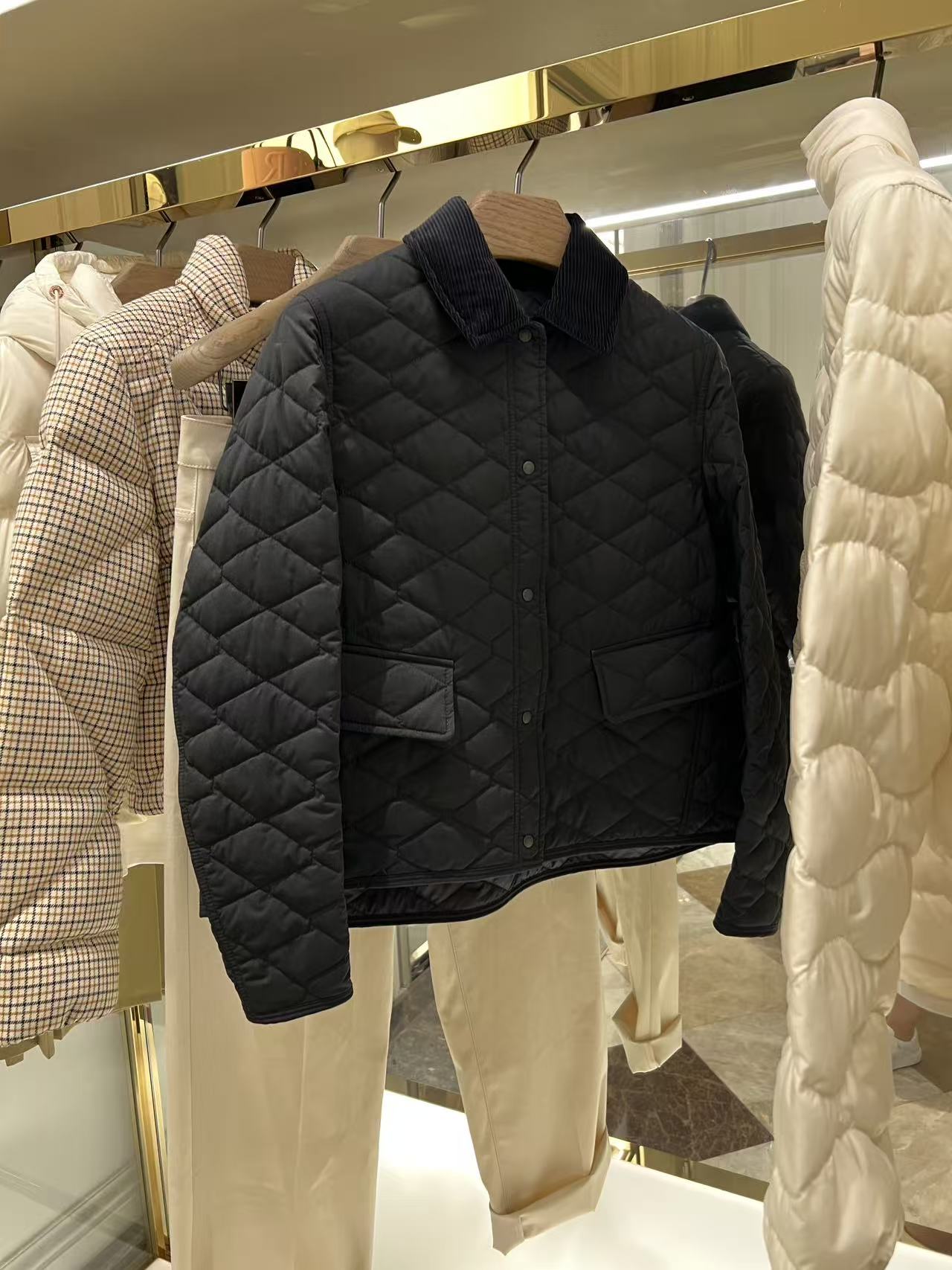 Classic Diamond Quilted Cotton Jacket with Corduroy Collar and Embroidered Logo 5 i1756360641306 8925 0 1