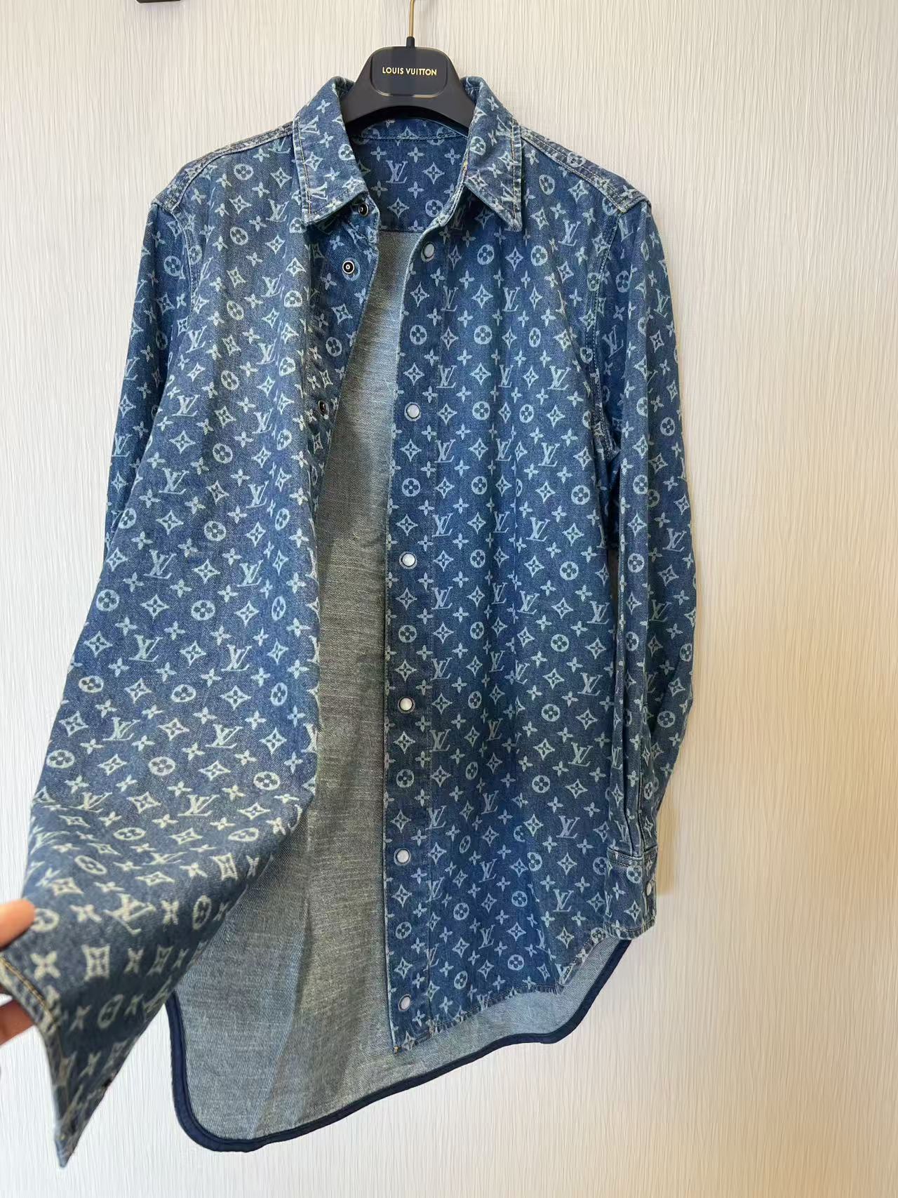 Clover Print Lapel Loose Fit Shirt | Stylish & Comfortable 6 i1756453158313 4900 0 4