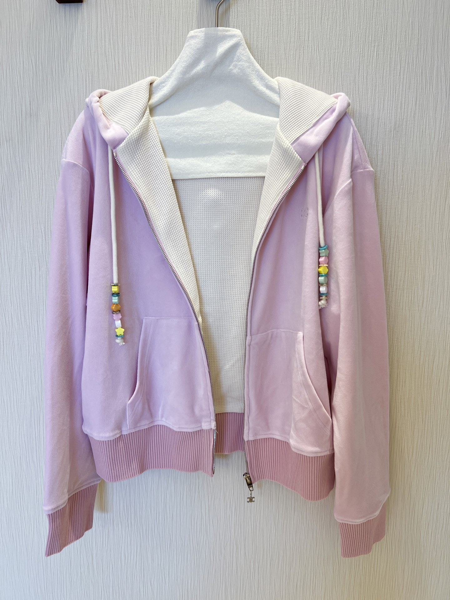 Velvet Embroidered Logo Hoodie: Comfortable & Stylish Casual Wear 7 i1756967540171 2664 0 5