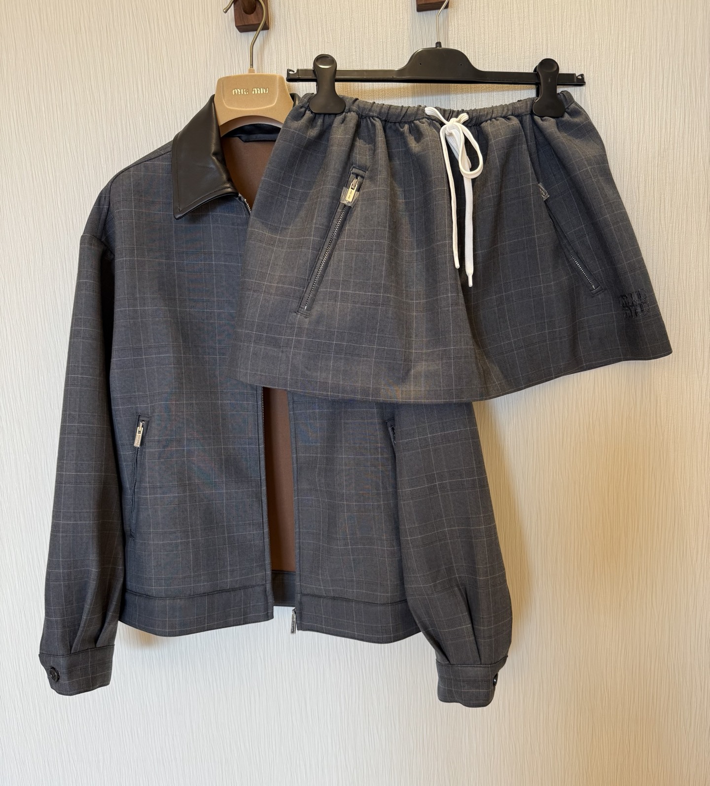 Plaid Jacket with Lambskin Collar & Drawstring Skirt Set 7 i1758952175723 1907 0 5