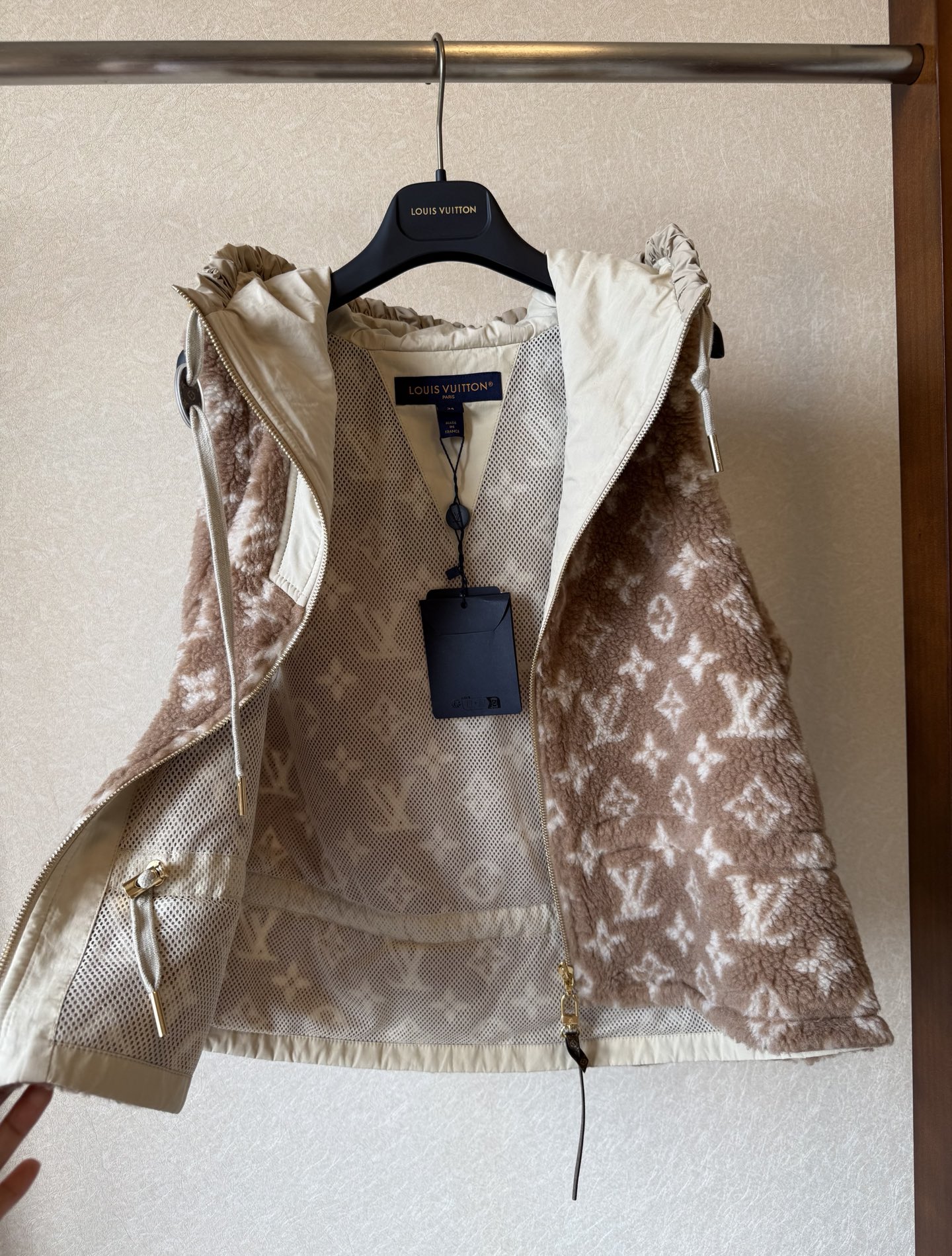 i1763954096962 8660 0 5