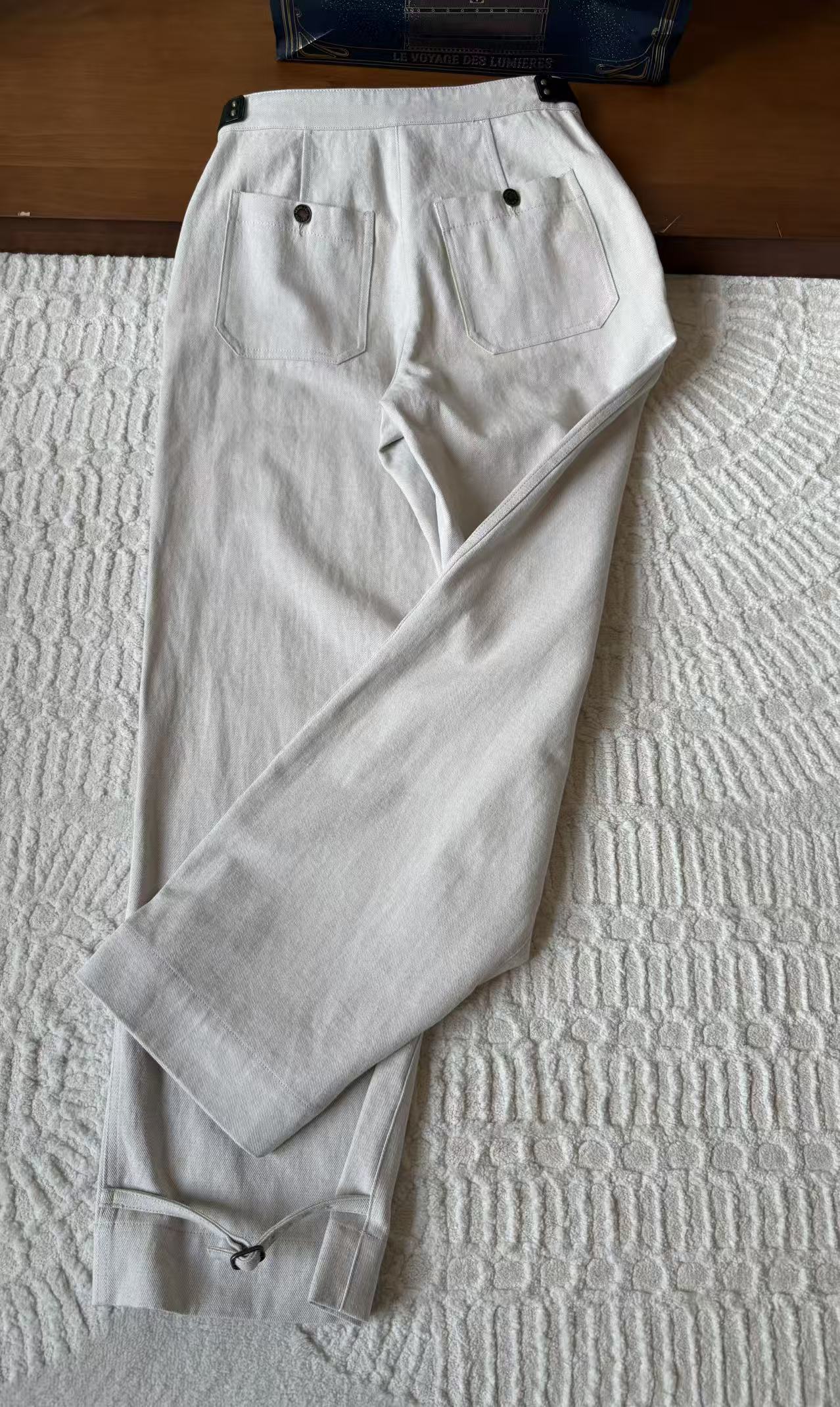 i1764923601683 2194 0 5