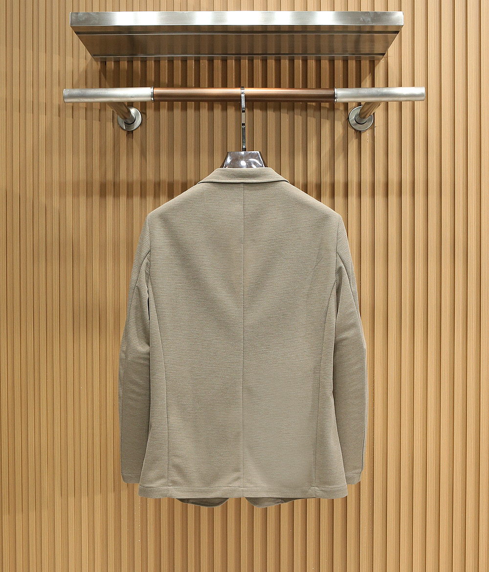 609卡其…………………