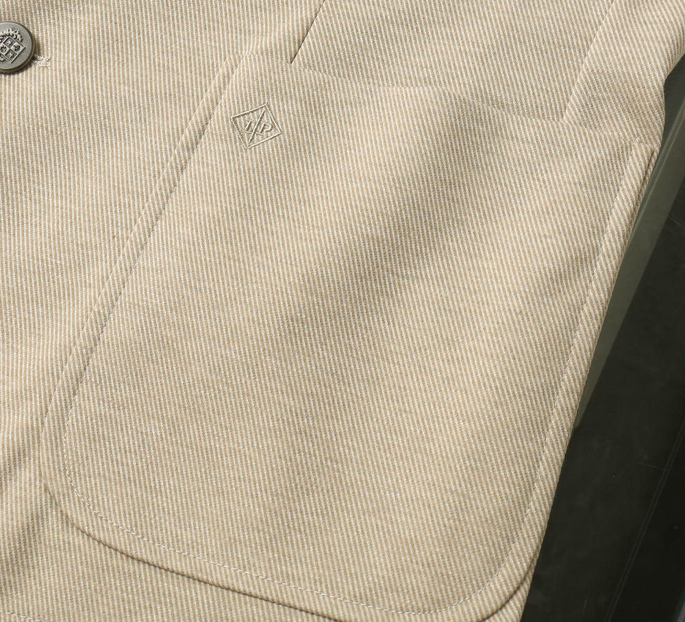 565卡其………………