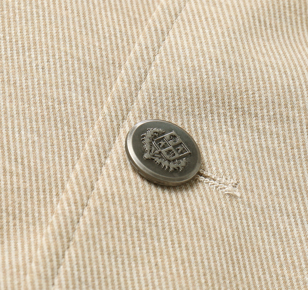 565卡其………………