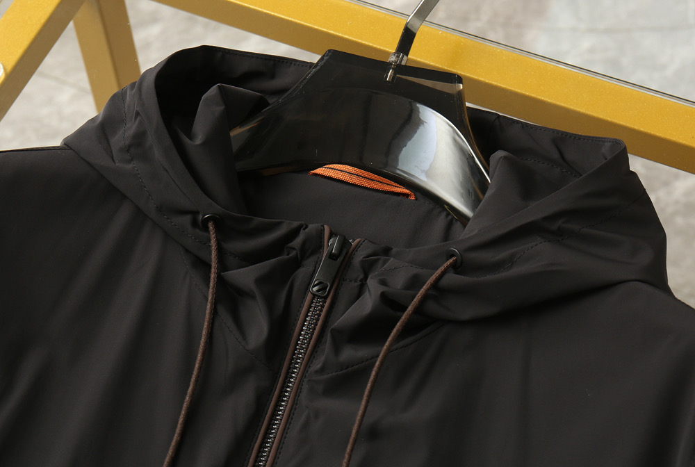 635黑色………………