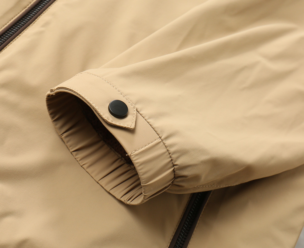 635卡其色………………