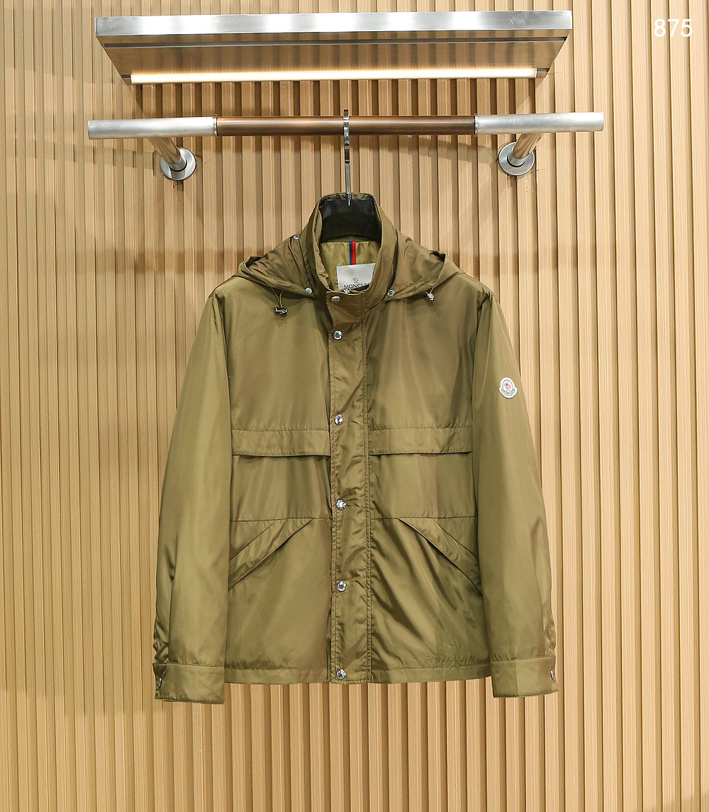 875 MONCLER蒙口2026新春最新出品，连帽防水夹克外套#同步官网发售！该款夹克外层超柔聚酯纤维