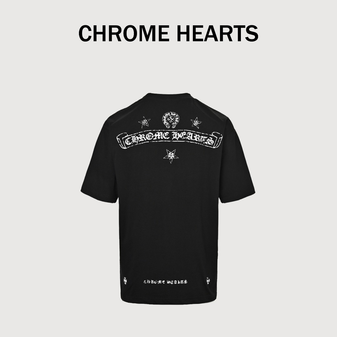 本地自取💰150 Chrome Hearts/克罗心 25ss 斑驳梵文星星印花短袖 面料采用26支精棉双纱230克，经过高温预缩处理克重高达260克，触感细腻柔软，质地透气，配套同缸1x1螺纹，领口螺纹是纯棉的拉架螺纹，成色的饱和度很高，进口数码直喷印花工艺，出品效果非常紧密，凹凸质感明显，细节辅料小皮标+防伪水洗标吊牌，定位裁剪Oversize宽松版型，定制配套辅料，皮质压花工艺主唛，风格作旧摇滚复古，做工、质感一流，男女同款，百搭上身，是夏天不可或缺的简约单品 Size：S-XL