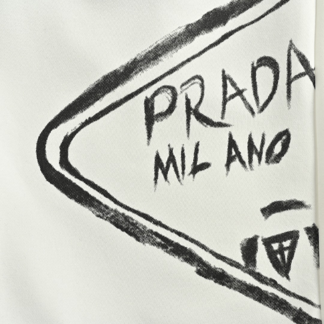 Prada普拉达PRD 字母印花短裤