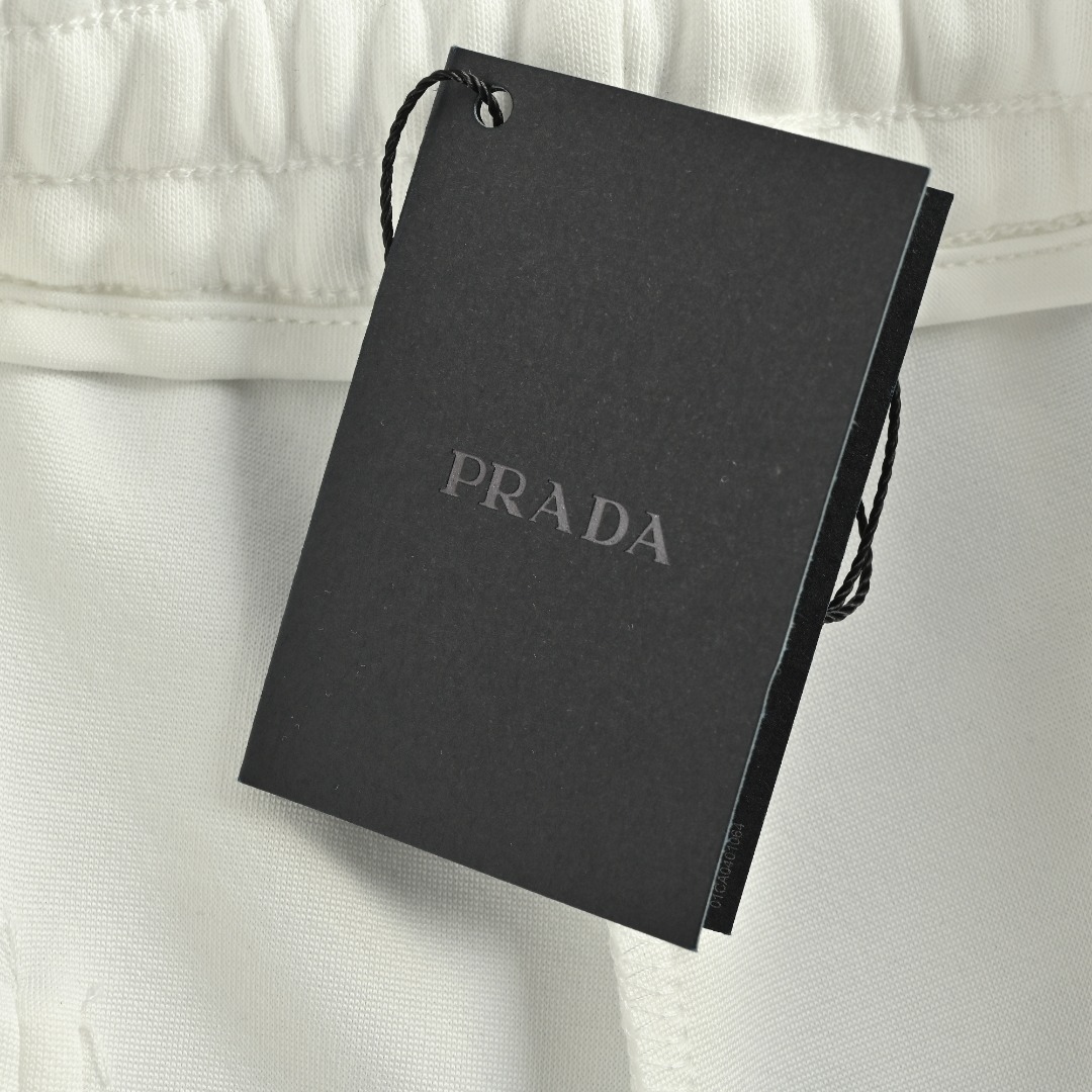 Prada普拉达PRD 字母印花短裤