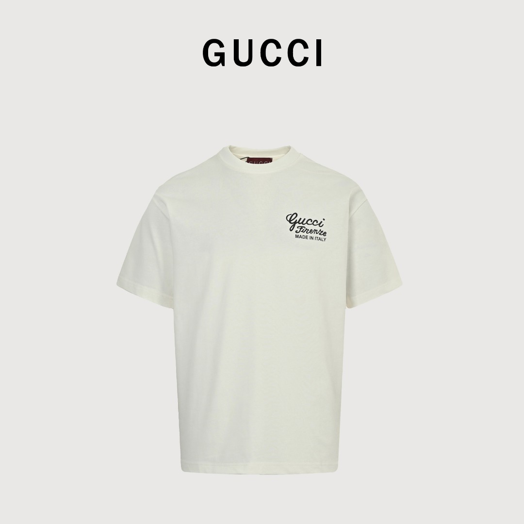 Gucci 古驰 25SS 签名字母短袖T恤 面料经过2次高温缩水固色 不变形不缩水不起球 26支280g紧密双纱面料 配320g双纱拉架十字紧密高克重螺纹 螺纹有宽度