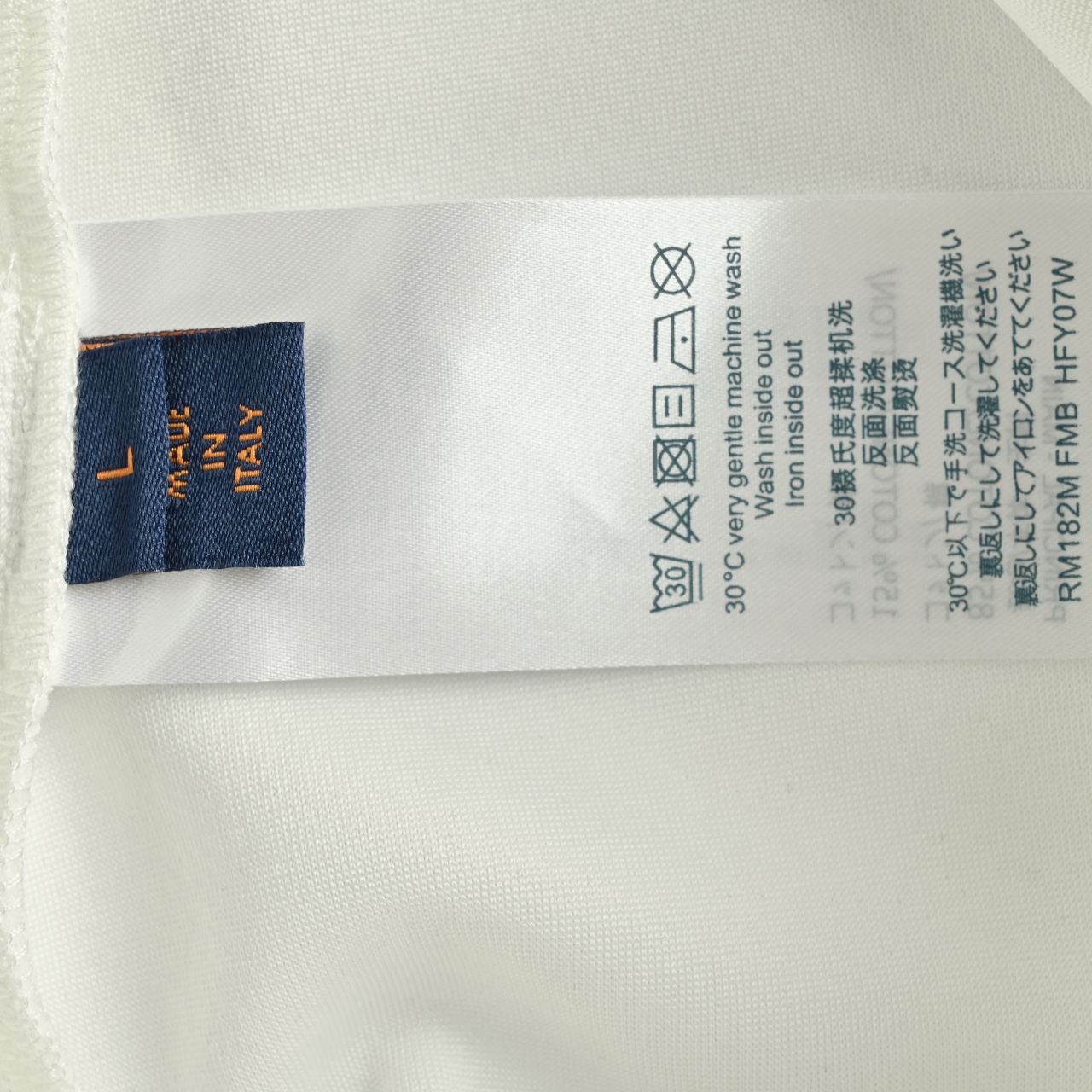 Louis Vuitton/路易威登 25ss LOGO印花短裤-Chinese UA Cheap High Quatity Brand Clothes Bags handbags Sneakers wholesale wholesaler seller from China Factory suppliers Fashion Clothing Shoes best Quality Beautiful Price Louis Vuitton/路易威登 25ss LOGO印花短裤