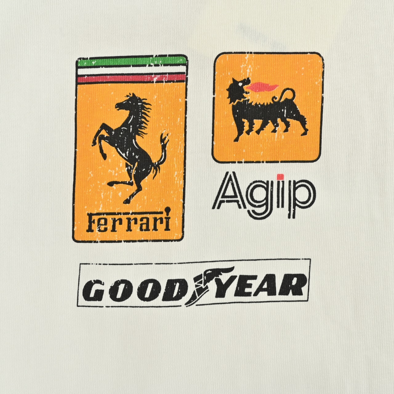 Purey·wr·25ss Motor Sport logo Tee 重磅90s 复古做旧法拉利赛车图案运动 Vintage 情侣款短袖T恤-Chinese UA Cheap High Quatity Brand Clothes Bags handbags Sneakers wholesale wholesaler seller from China Factory suppliers Fashion Clothing Shoes best Quality Beautiful Price Purey·wr·25ss Motor Sport logo Tee 重磅90s 复古做旧法拉利赛车图案运动 Vintage 情侣款短袖T恤