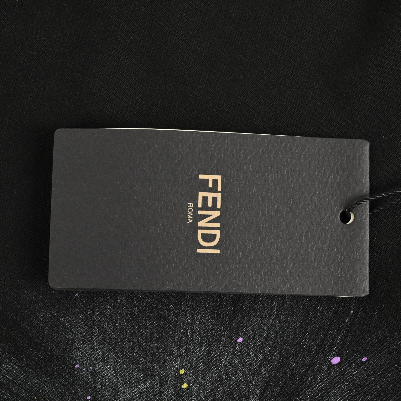 Fendi 芬迪 FD 刺绣双F手绘喷墨 短袖T恤-Chinese UA Cheap High Quatity Brand Clothes Bags handbags Sneakers wholesale wholesaler seller from China Factory suppliers Fashion Clothing Shoes best Quality Beautiful Price Fendi 芬迪 FD 刺绣双F手绘喷墨 短袖T恤