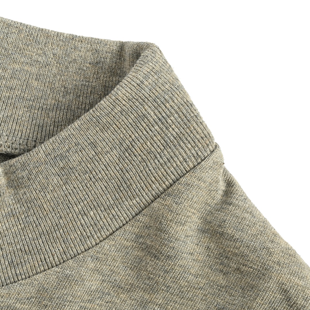 本地自取💰140 Fear of God x NBA fog联名字母短袖T恤 面料采用21s纯棉双纱环锭纺面料 水洗后克重240g 印花为植绒印花 区别市场看图做货的垃圾货 全部全新配套辅料 尺码:XS-XL