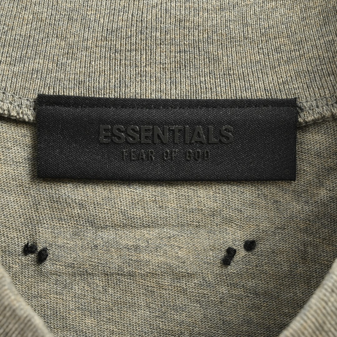 本地自取💰140 Fear of God x NBA fog联名字母短袖T恤 面料采用21s纯棉双纱环锭纺面料 水洗后克重240g 印花为植绒印花 区别市场看图做货的垃圾货 全部全新配套辅料 尺码:XS-XL