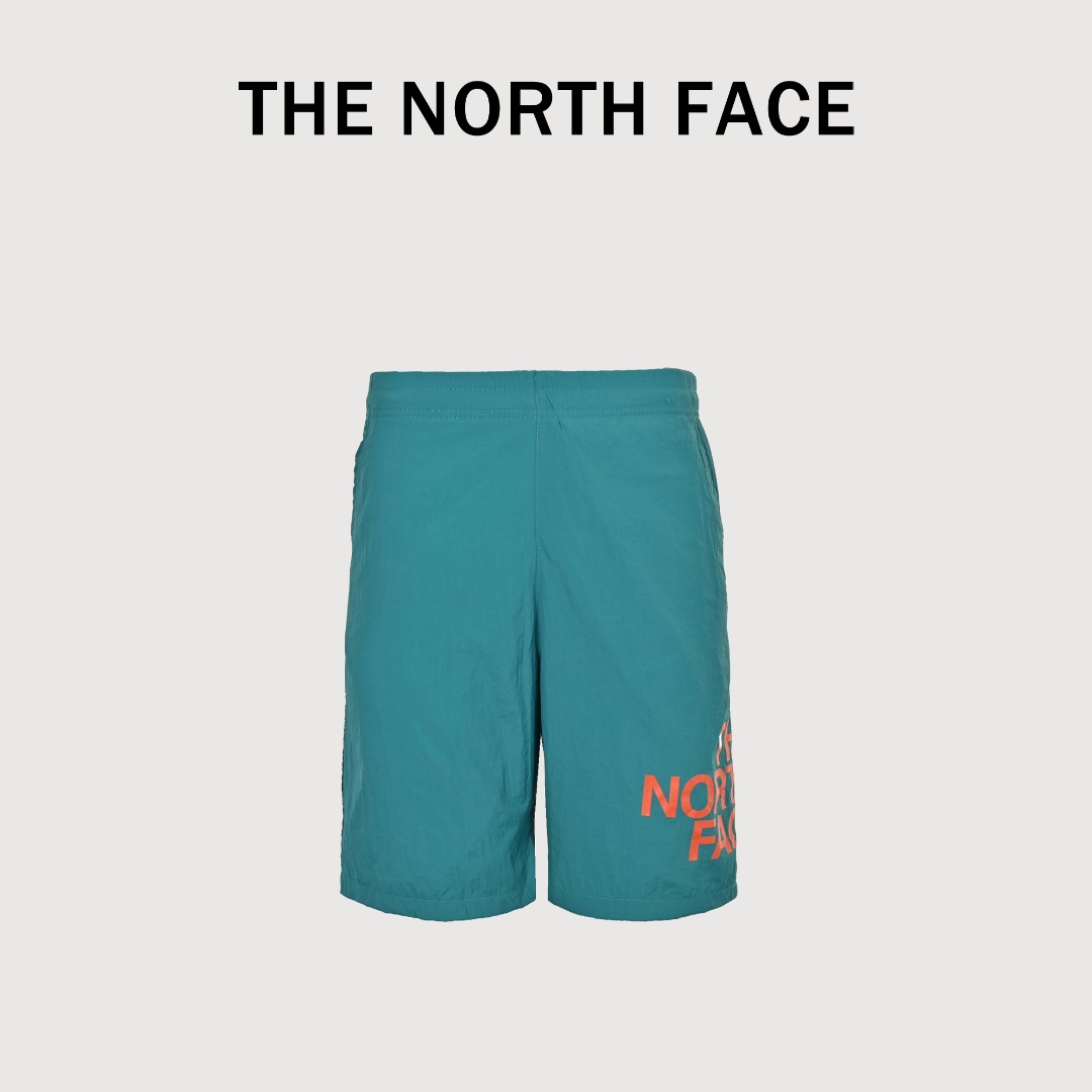 本地自取💰150 The North Face/北面 字母印花短裤 裤型非常完美 每年夏天必败一条爆款 休闲街头两不误 真正的万能百搭款 凭借户外性能和出色的时尚外观设计 共同打造的高端端日本支线 一直备受大众热捧 工装风在继承优良性能 同时增添了街头闲感 客供梭织欧水面料 舒适透气不塌不闷热 短裤自带腰带多种穿搭 符合夏季潮流风的潮流风向 多口袋设计 采用原装进口拉链 扎实紧密 拉携轻松不费力 标准日单做工、走线均匀紧密 纯原辅料 做工细节也非常精致 品相绝对完美的一单 L SIZE: M-3XL