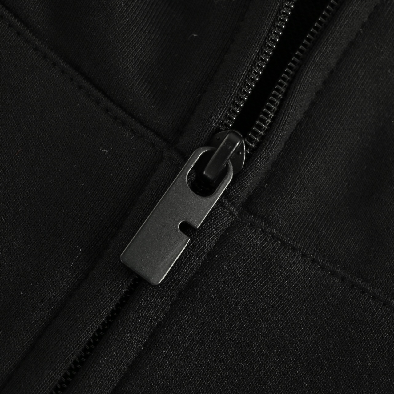 BURBERRY巴宝莉BBR 侧菱格织带套装拉链连帽外套灰白 黑色