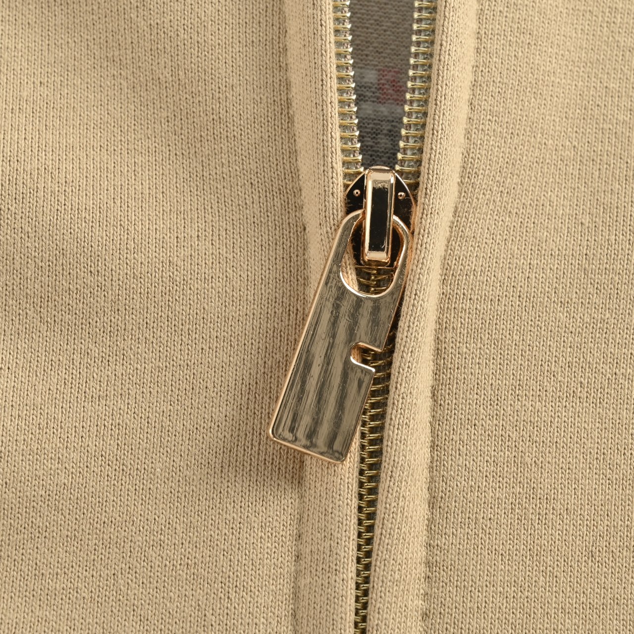 BURBERRY巴宝莉BBR 战马十字绣套装拉链连帽外套 卡其 黑色-Chinese UA Cheap High Quatity Brand Clothes Bags handbags Sneakers wholesale wholesaler seller from China Factory suppliers Fashion Clothing Shoes best Quality Beautiful Price BURBERRY巴宝莉BBR 战马十字绣套装拉链连帽外套 卡其 黑色