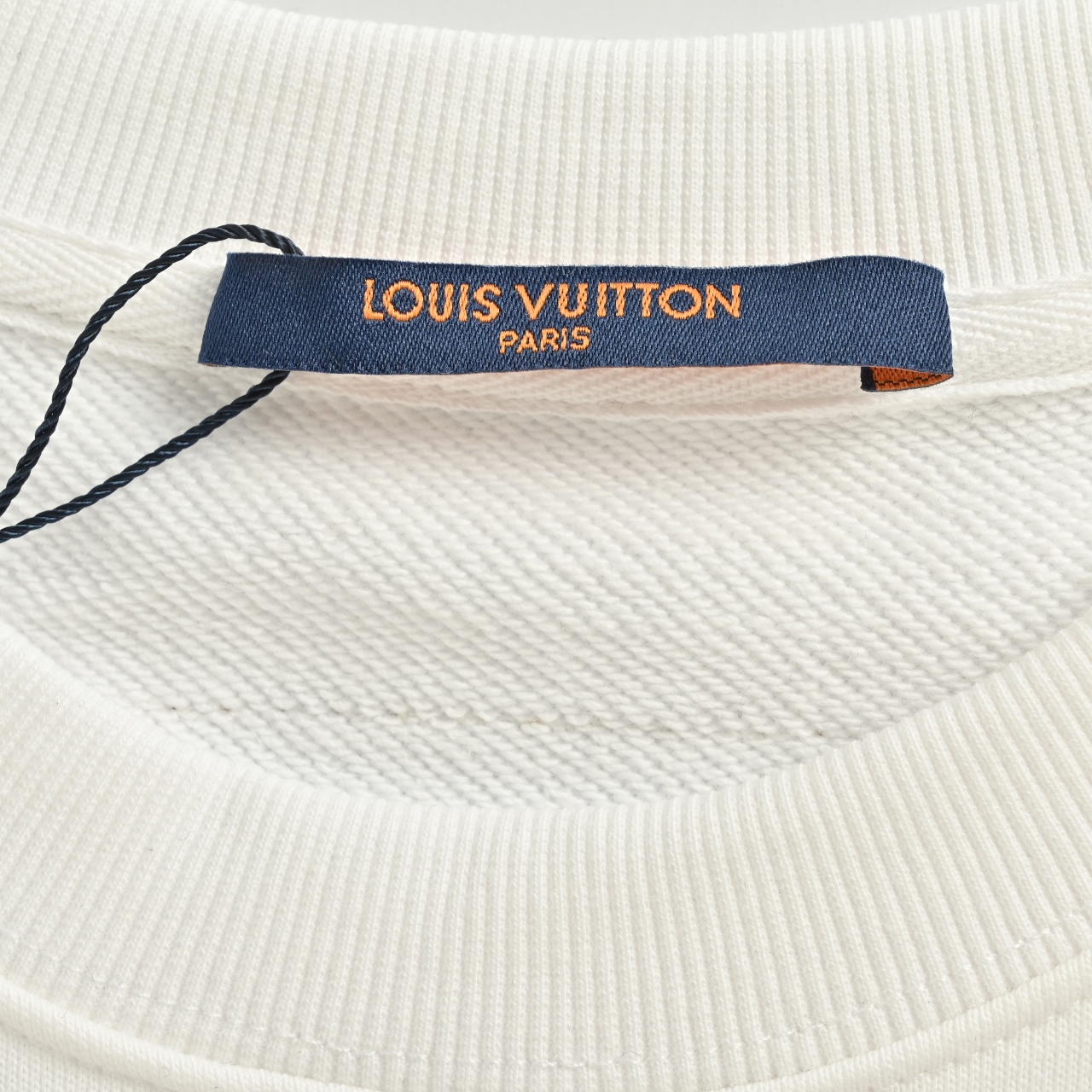 LOUIS VUITTON/路易威登LV 24Fw 老花渐变印花圆领卫衣-Chinese UA Cheap High Quatity Brand Clothes Bags handbags Sneakers wholesale wholesaler seller from China Factory suppliers Fashion Clothing Shoes best Quality Beautiful Price LOUIS VUITTON/路易威登LV 24Fw 老花渐变印花圆领卫衣