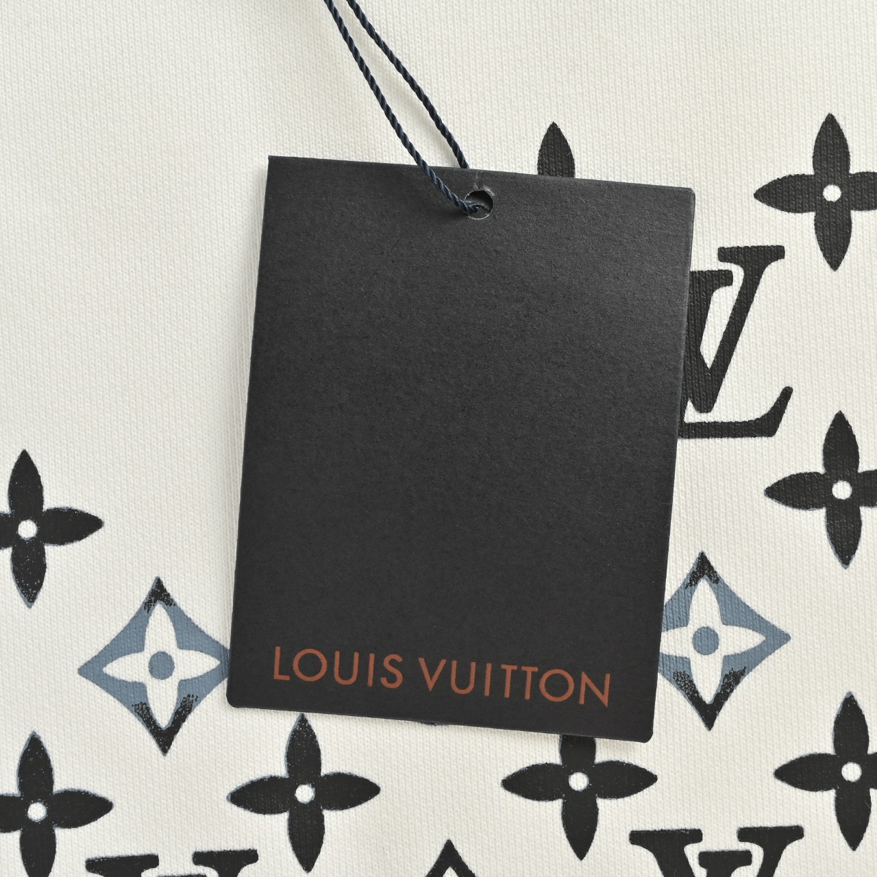 LOUIS VUITTON/路易威登LV 24Fw 老花渐变印花圆领卫衣-Chinese UA Cheap High Quatity Brand Clothes Bags handbags Sneakers wholesale wholesaler seller from China Factory suppliers Fashion Clothing Shoes best Quality Beautiful Price LOUIS VUITTON/路易威登LV 24Fw 老花渐变印花圆领卫衣