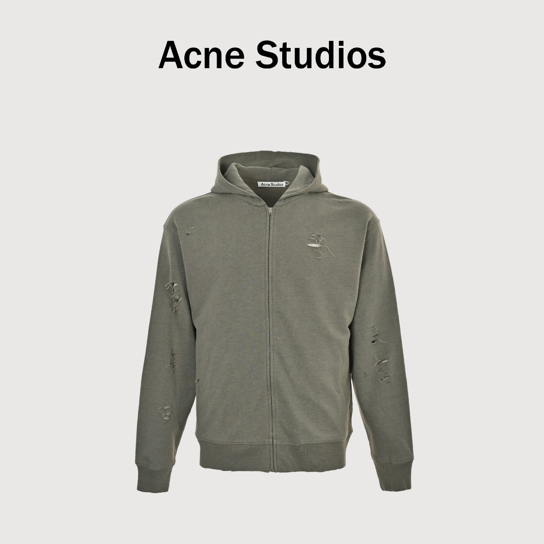 本地自取💰300 ACNE STUDIOS 做旧印花破洞拉链连帽卫衣外套 定制定染1:1棉卫衣料 【面布与毛圈底呈同色配置 (市场面料现货处面底异色,不符合原版) ,面料起订量为2吨,单纯面料制造环节耗时45天】,采用胶浆印花,胸前印花经过三次菲林网板修改,使用胶浆液体涂料在织物上打印图案,烘烤织物以固定印刷图案,衣身多处皆由纯人工规律性定位磨破,手工刷痕,在衣物表面增加纹理和深度感,以模仿自然磨损的质感,面料都经过浇洗,手感质感更佳,不易变形,不易缩水,不易褪色,定制辅料,宽松版型 Size:S-XL