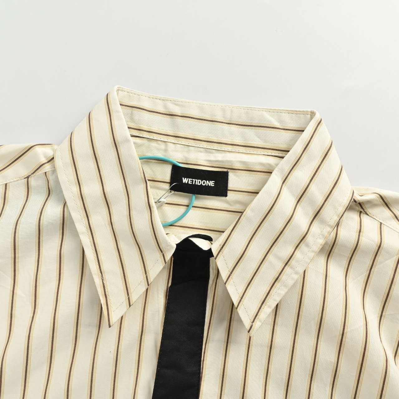 We11 done秋季新款张杰同款上身绅士学院风领带款长袖衬衫 条纹 白色-Chinese UA Cheap High Quatity Brand Clothes Bags handbags Sneakers wholesale wholesaler seller from China Factory suppliers Fashion Clothing Shoes best Quality Beautiful Price We11 done秋季新款张杰同款上身绅士学院风领带款长袖衬衫 条纹 白色