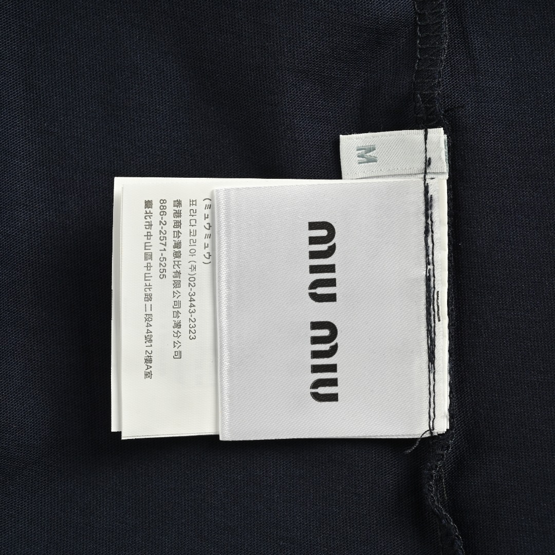 Miu Miu/缪缪 25Fw 假两件条纹长袖T恤-Chinese UA Cheap High Quatity Brand Clothes Bags handbags Sneakers wholesale wholesaler seller from China Factory suppliers Fashion Clothing Shoes best Quality Beautiful Price Miu Miu/缪缪 25Fw 假两件条纹长袖T恤