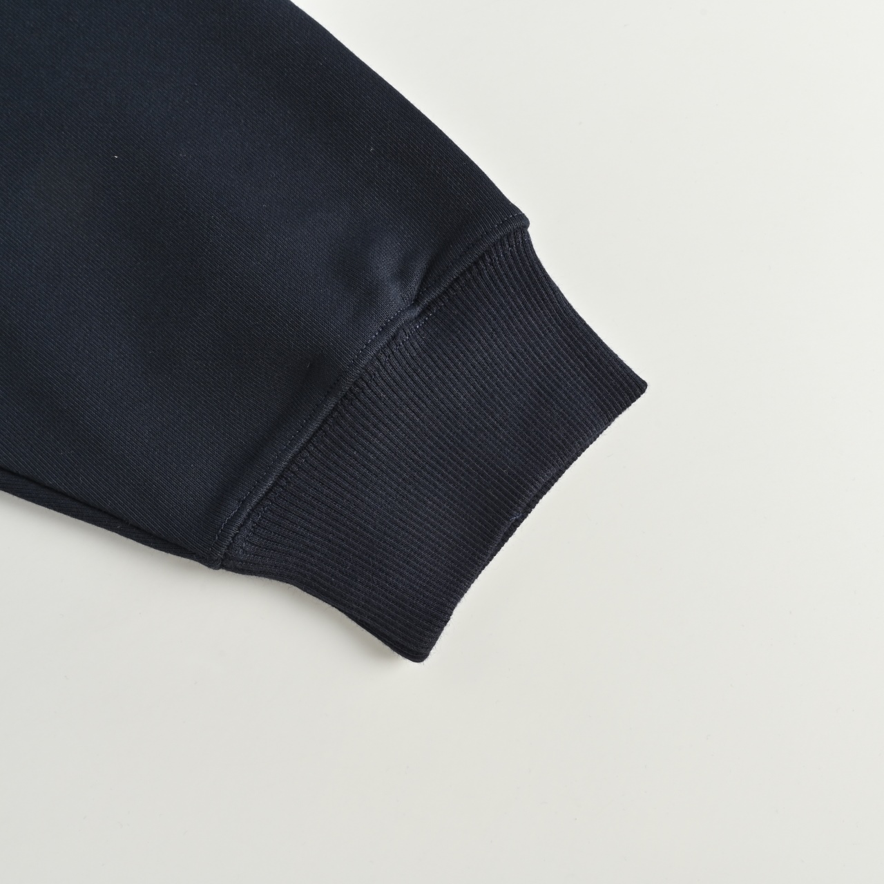 Dior/迪奥 And Hylton Nel联名 标语刺绣 连帽卫衣-Chinese UA Cheap High Quatity Brand Clothes Bags handbags Sneakers wholesale wholesaler seller from China Factory suppliers Fashion Clothing Shoes best Quality Beautiful Price Dior/迪奥 And Hylton Nel联名 标语刺绣 连帽卫衣