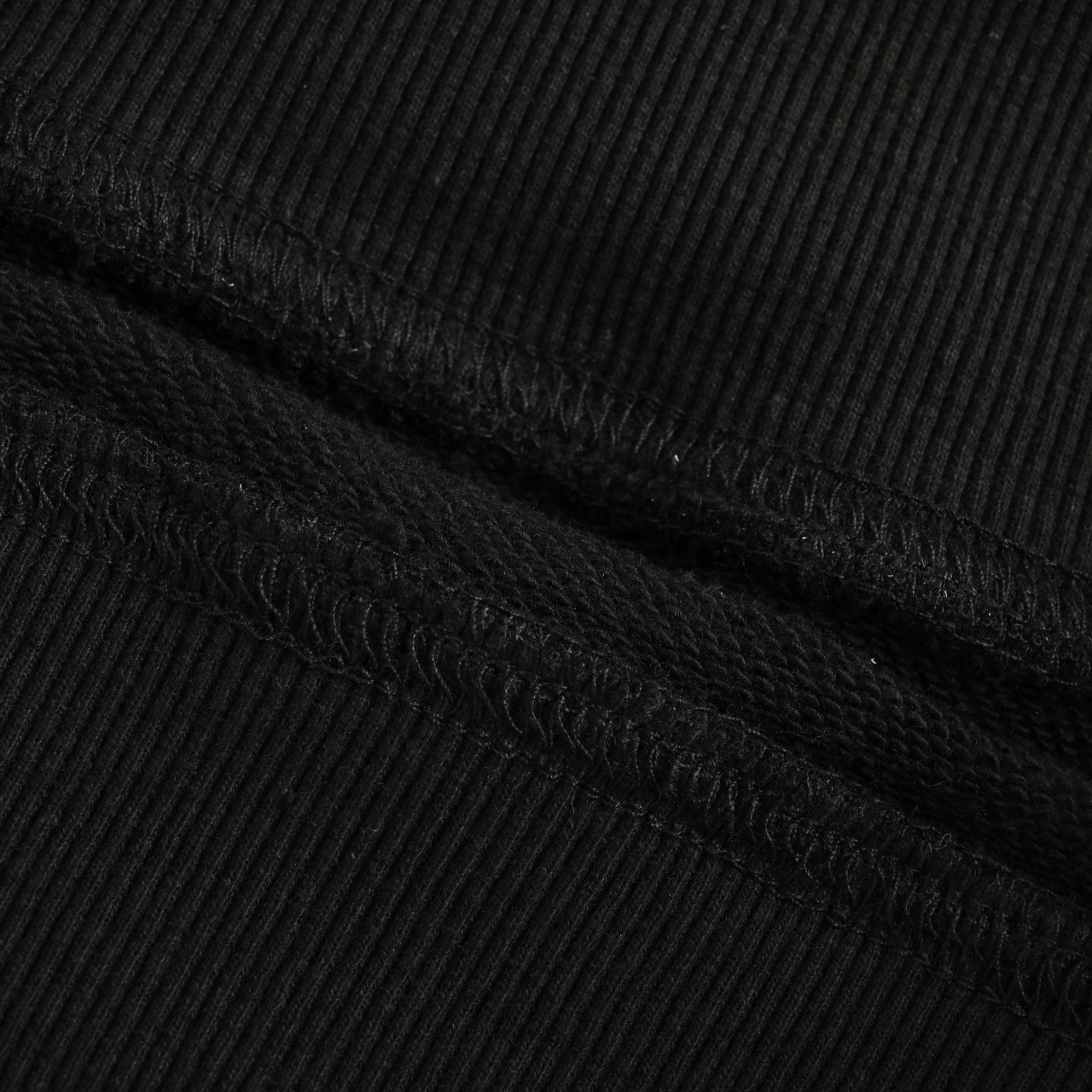 Celine/赛琳 25ss 涂鸦绘画新花连帽卫衣-Chinese UA Cheap High Quatity Brand Clothes Bags handbags Sneakers wholesale wholesaler seller from China Factory suppliers Fashion Clothing Shoes best Quality Beautiful Price Celine/赛琳 25ss 涂鸦绘画新花连帽卫衣