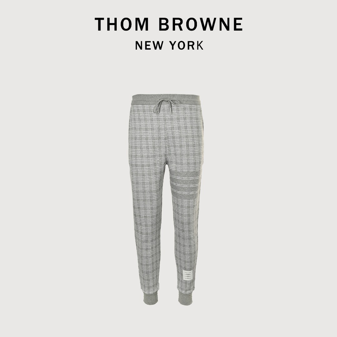 本地自取💰260 ThomBrowne/汤姆布朗 千鸟格提花条纹长裤 STOLL进口机织，高级感色纺超细支数纱线 12针进口斯托尔机器，芝麻点加空气层吊目， 欧式精美门禁拉链，经过反反复复三次上拉链 才能把一条小小的长裤做好，上身效果好！「代购版本，重磅单品」 Size:1-4