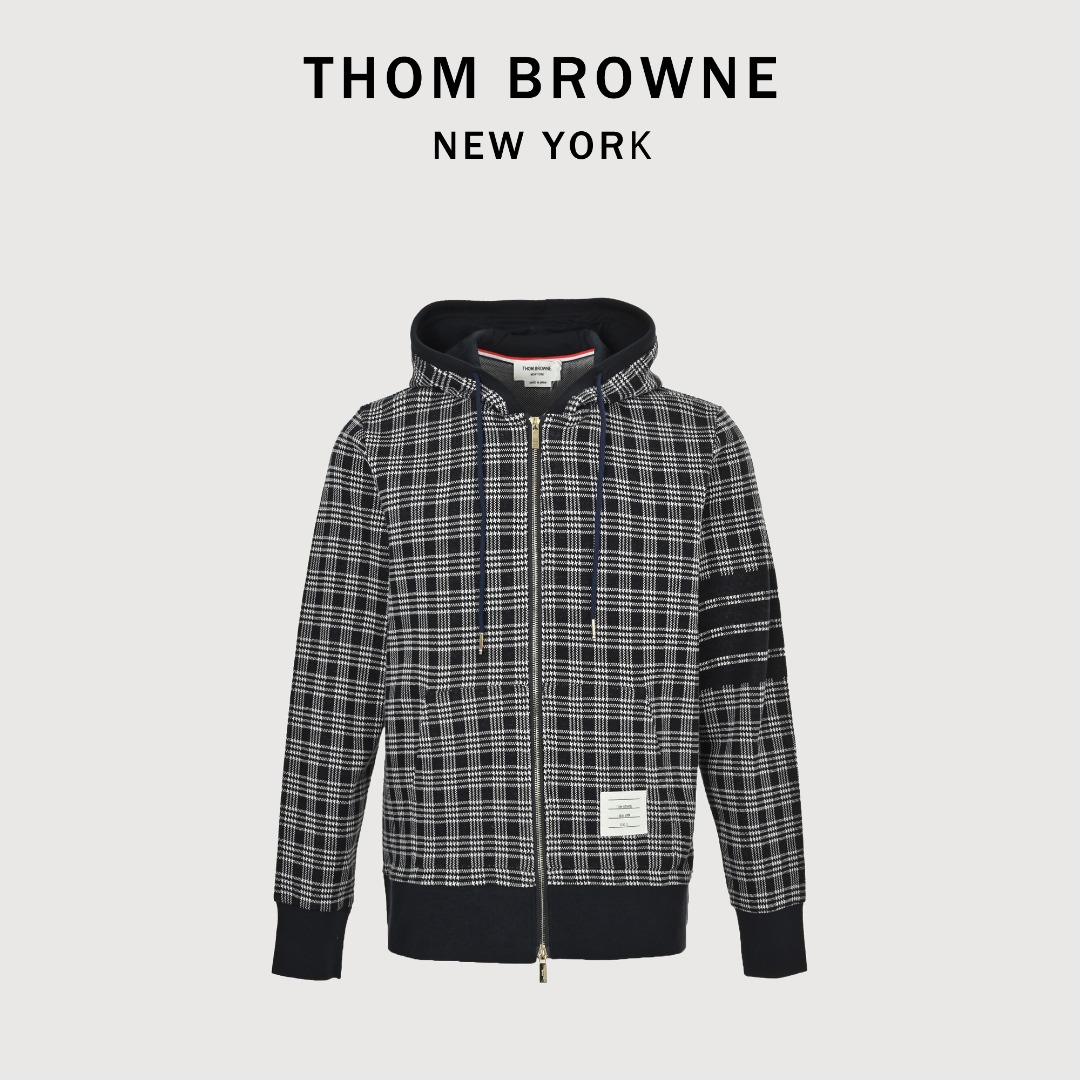 本地自取💰280 ThomBrowne/汤姆布朗 千鸟格提花条纹外套 STOLL进口机织，高级感色纺超细支数纱线 12针进口斯托尔机器，芝麻点加空气层吊目， 欧式精美门禁拉链，经过反反复复三次上拉链 才能把一条小小的外套做好，上身效果好！「代购版本，重磅单品」 Size:1-4