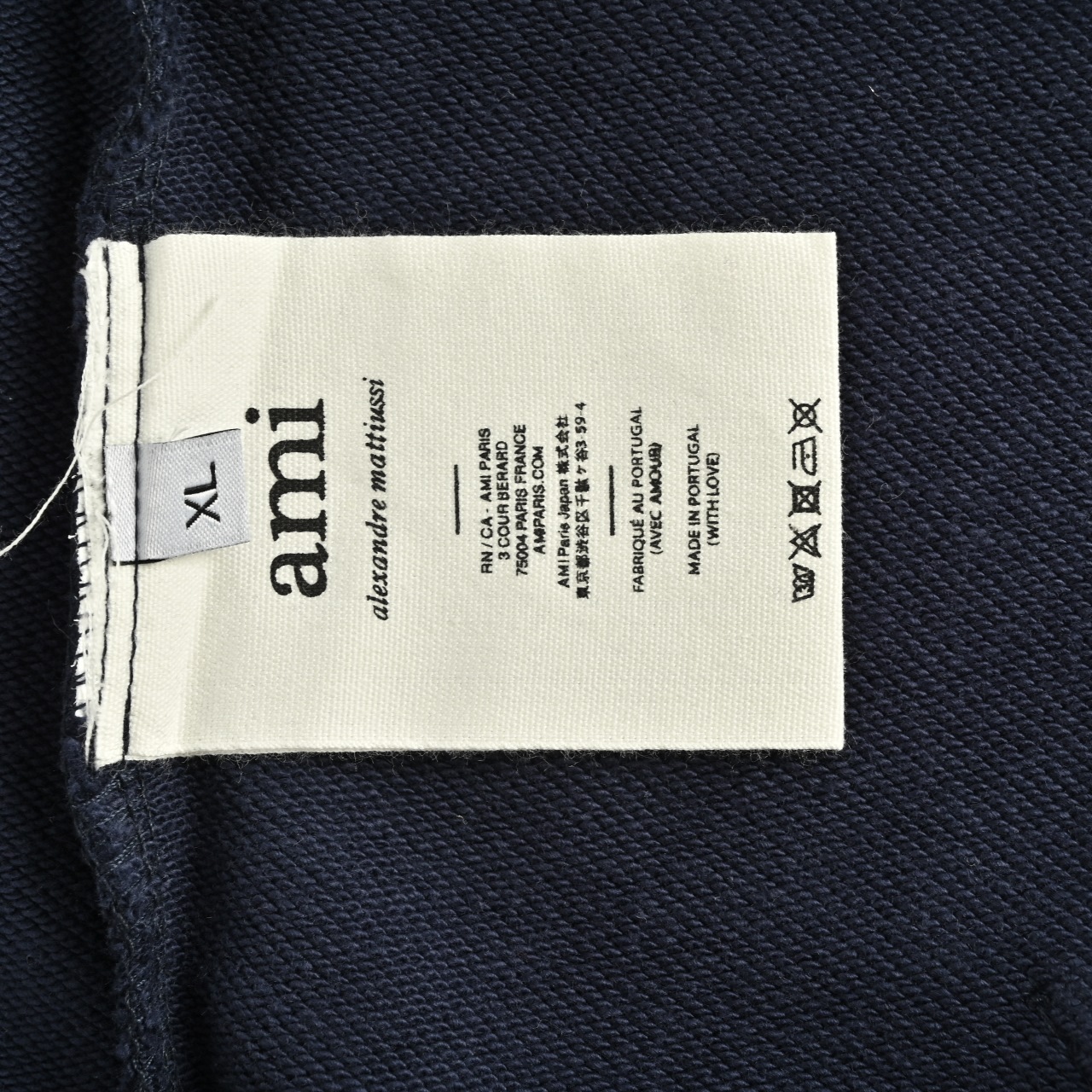 Ami 经典爱心标志刺绣拉链外套 早秋新款拉链连帽卫衣-High Quatity Cheap Brand wholesale wholesaler seller Clothes Bags handbags Sneakers Top Fashion Clothing Shoes from China Factory Chinese suppliers best Quality Beautiful Price Ami 经典爱心标志刺绣拉链外套 早秋新款拉链连帽卫衣