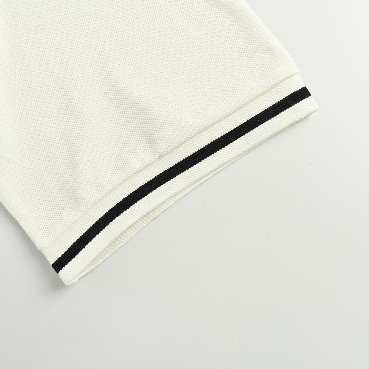 Gucci/古驰 口袋刺绣字母 短袖POLO衫 Gucci/古驰 口袋刺绣字母 短袖POLO衫