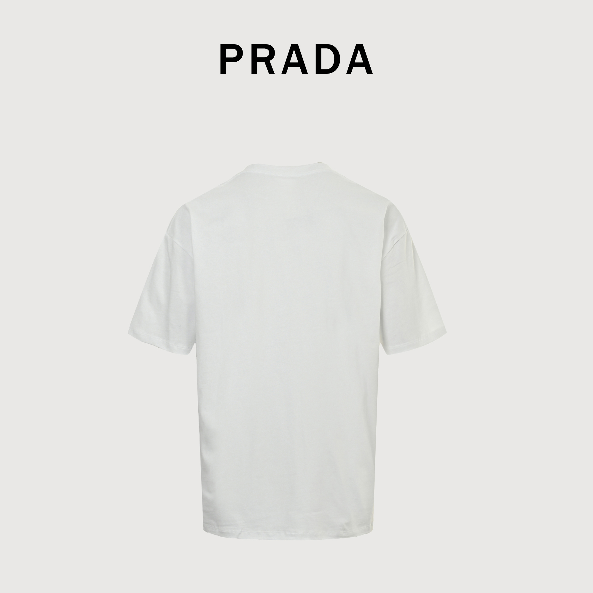 Prada/普拉达 25ss 红色硅胶饰条口袋短袖-High Quatity Cheap Brand wholesale wholesaler seller Clothes Bags handbags Sneakers Top Fashion Clothing Shoes from China Factory Chinese suppliers best Quality Beautiful Price Prada/普拉达 25ss 红色硅胶饰条口袋短袖