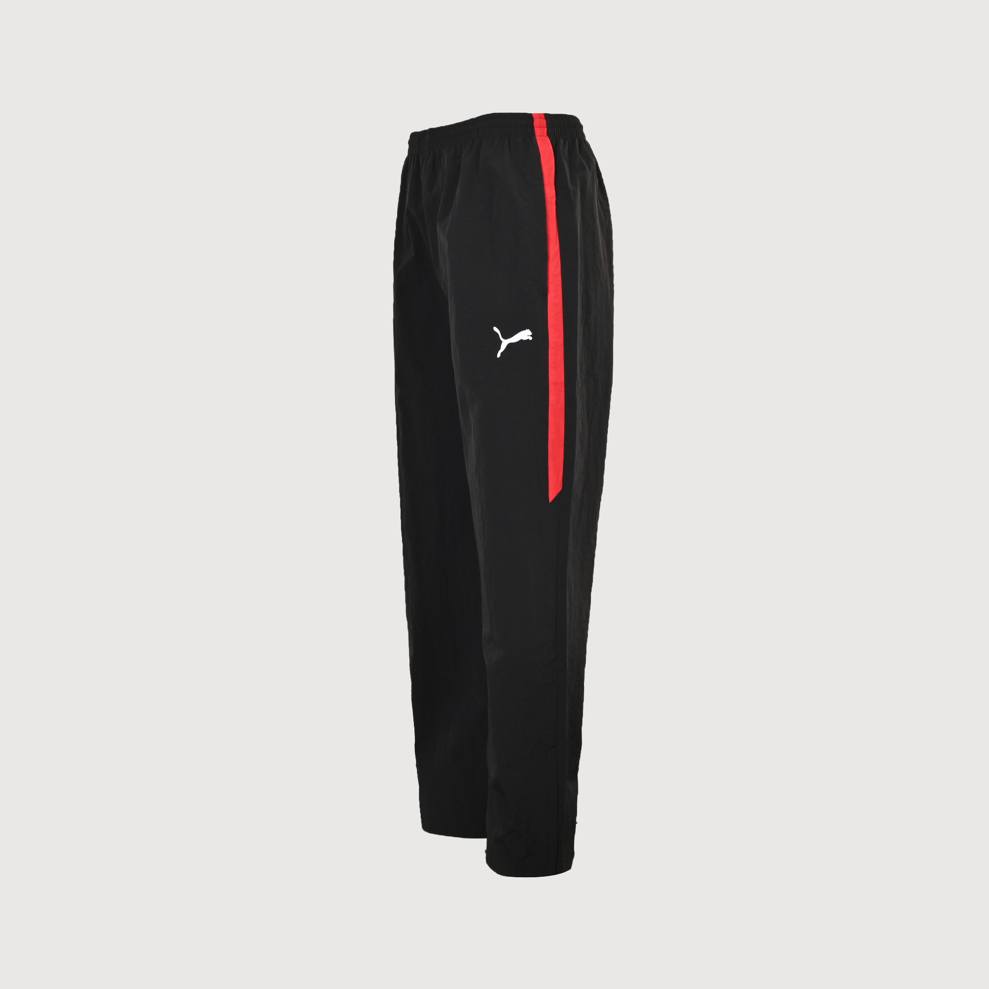 本地自取💰 260
Balenciaga x Puma 巴黎世家 BLCG 25FW 彪马联名曼联拼接长裤
轻奢主义 男女日常通勤穿搭必备单品 正确版本 欢迎对比
详细特征
· 定制再生尼龙面料 轻微压皱工艺
· 面料经过防水涂层工艺
· 内里采用三级聚酯鸟眼网布
· OS超宽松廓型设计
· 侧面拉链口袋 小高立领设计
· 开模定制五金拉链 冲锋衣双拉头设计
· 长裤侧面拉链口袋
· 田岛高速绣花机机绣小豹子及曼联logo 立体饱满
· 原版主唛水洗吊牌品牌包装
颜色:黑色
尺码:46/48/50/52