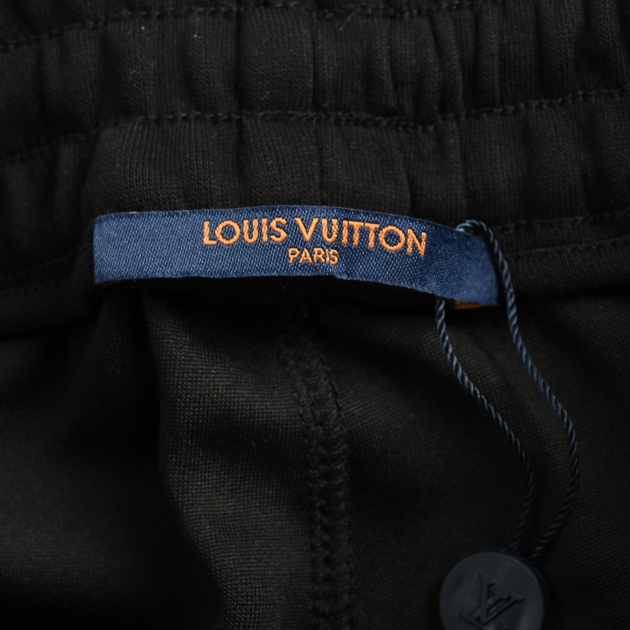 LouisVuitton/路易威登 织带字母长裤-High Quatity Cheap Brand wholesale wholesaler seller Clothes Bags handbags Sneakers Top Fashion Clothing Shoes from China Factory Chinese suppliers best Quality Beautiful Price LouisVuitton/路易威登 织带字母长裤