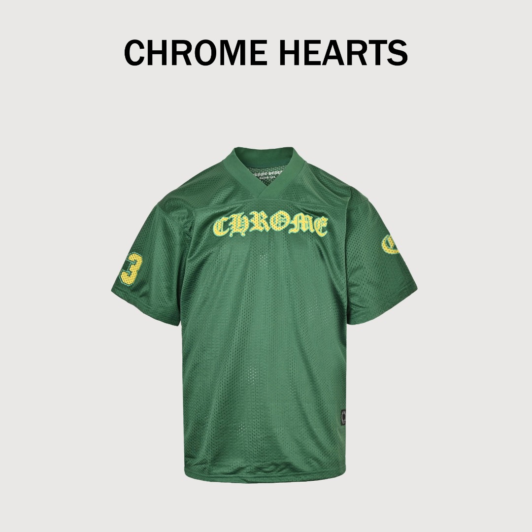 Chrome Hearts 克罗心 25SS 梵文网眼冰球服短袖T恤 采用直喷进口机器印花 五金辅料均开磨定制 正确配置 黑色2025克罗心正品包装 面料采用220克高密100D鸟眼速干材质 双层车法工艺 印花采用丝网菲林工艺(印一次刮一下印花台) 正确高密主唛水洗吊牌 手工缝制