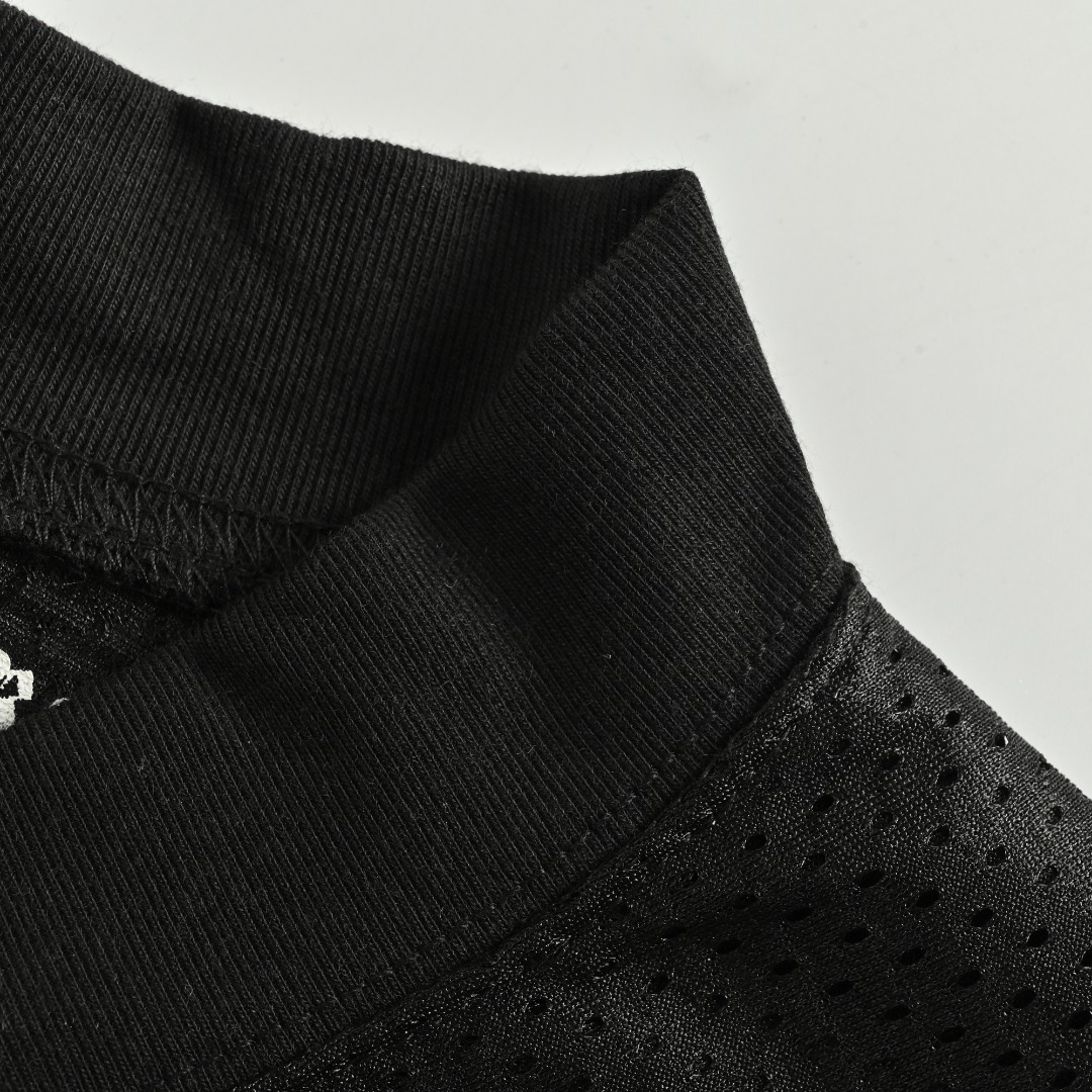 Chrome Hearts 克罗心 25FW 梵文网眼双层冰球服长袖T恤 采用直喷进口机器印花 五金辅料均开磨定制 正确配置2025克罗心正品包装 300克定制定染网布 版型大 宽松有型 区别低版本瘦长版型上身拉胯 正确高密主唛水洗吊牌 手工缝制