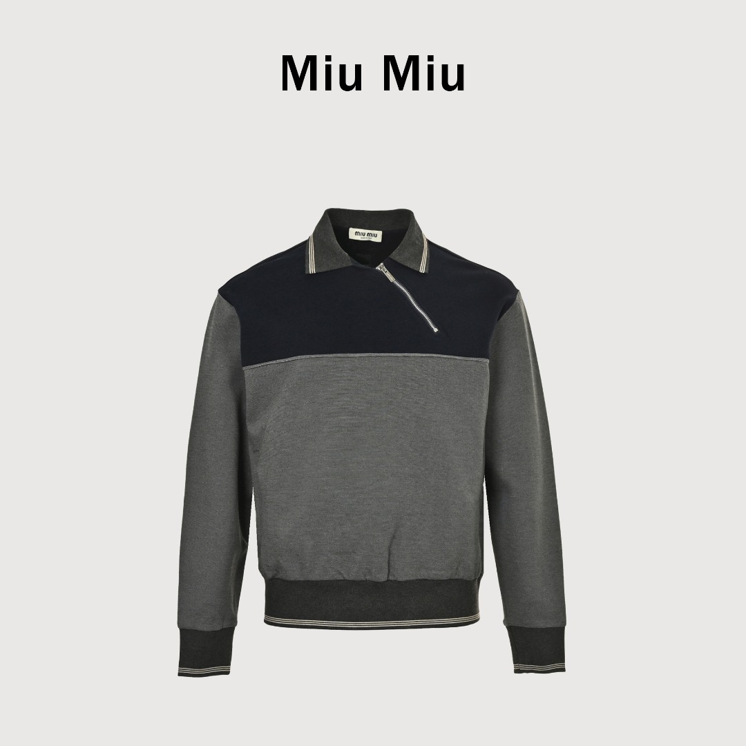 本地自取💰300 MIU MIU缪缪MM 撞色侧拉链卫衣 正品25400购入开发，定制丝滑黏胶锦纶氨纶卫衣面料420克，扁机罗纹，进口刺绣，面料酵洗，定制辅料，合身版型 Size：36 38 40 42