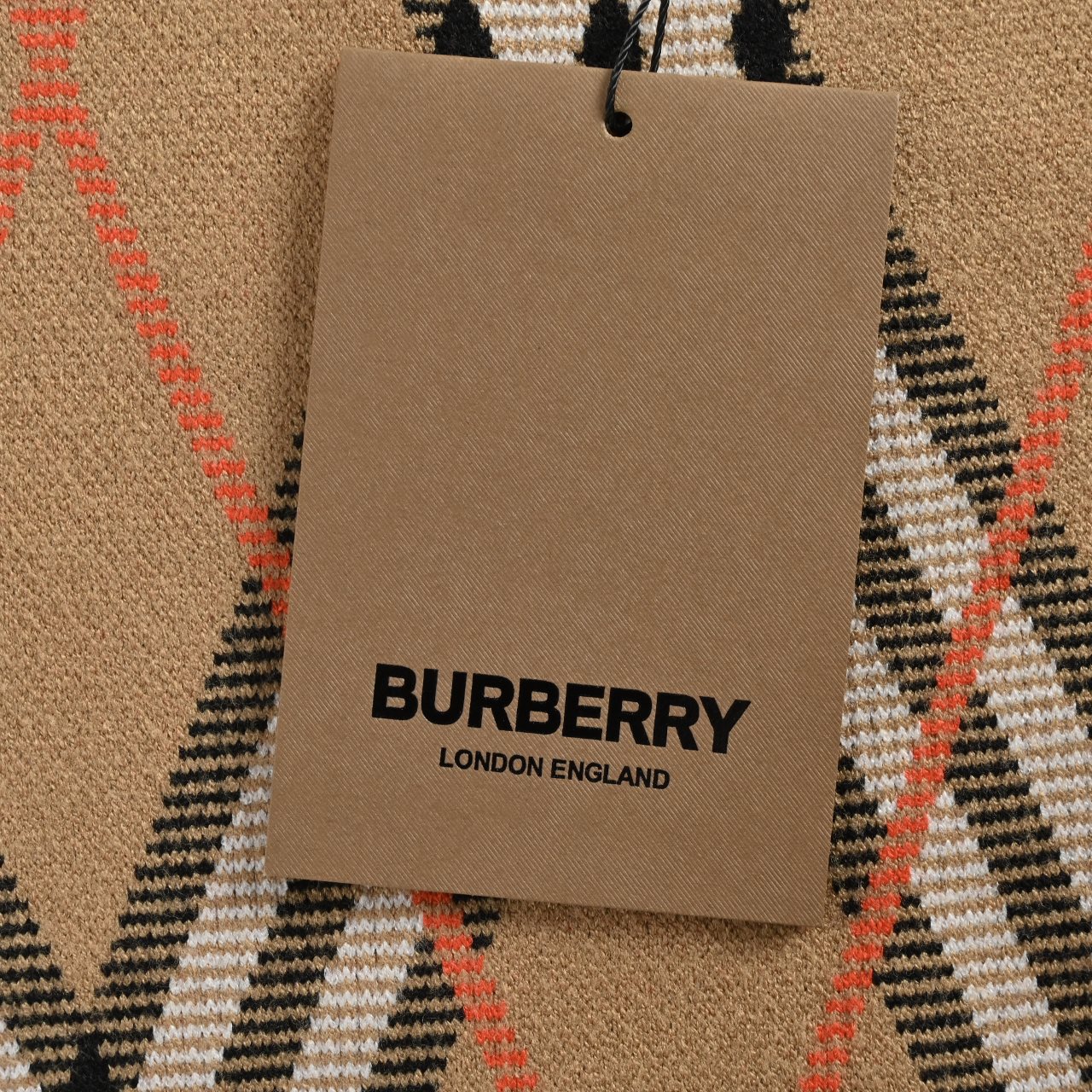 Burberry/巴宝莉 25Fw 斜格纹圆领针织毛衣 经典针织条纹毛衣 定染纱线