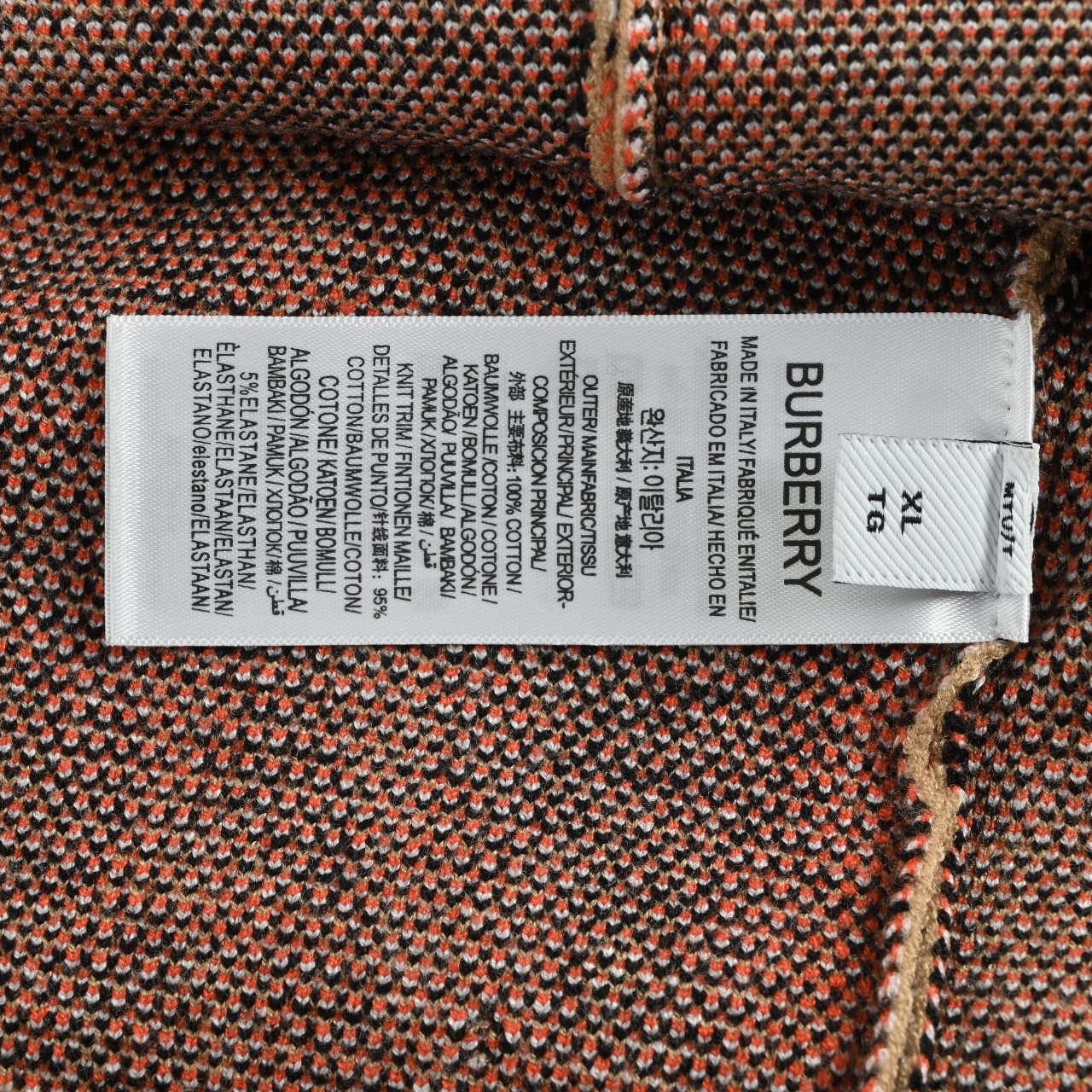 Burberry/巴宝莉 25Fw 斜格纹圆领针织毛衣 经典针织条纹毛衣 定染纱线