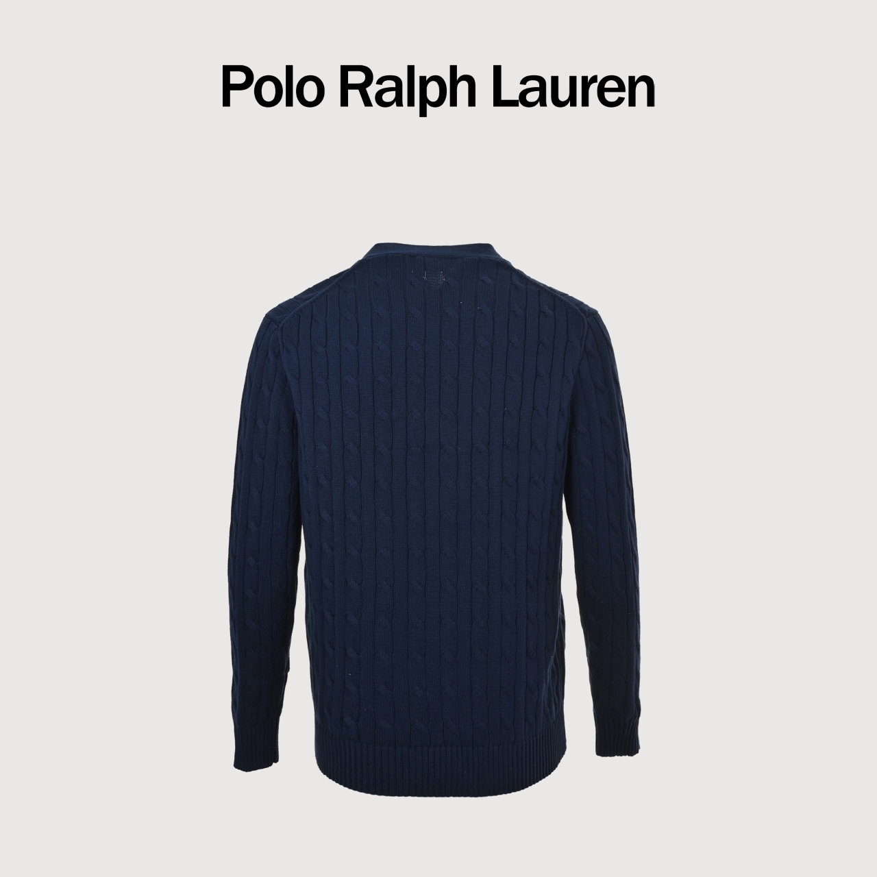 本地自取💰240
Ralph Lauren/拉夫劳伦 25Fw 刺绣小马标绞花针织毛衣开衫
胸口高密度百灵达万针刺绣,吊牌辅料全部还原原版。
面料采用进口纯棉纱线混纺羊毛,上身舒适高级感拉满,无数网红博主穿搭必备,原版超级慢买到,一件针织衫就能穿出不一样的时尚感觉。
表面面料带羊绒的雾面感觉,蓬松度够够的,可以说做到乱真的高度,一眼就是顶级品质!
复古的多巴胺配色,经典耐看,性价比很高,强烈推荐
Size:S-XL