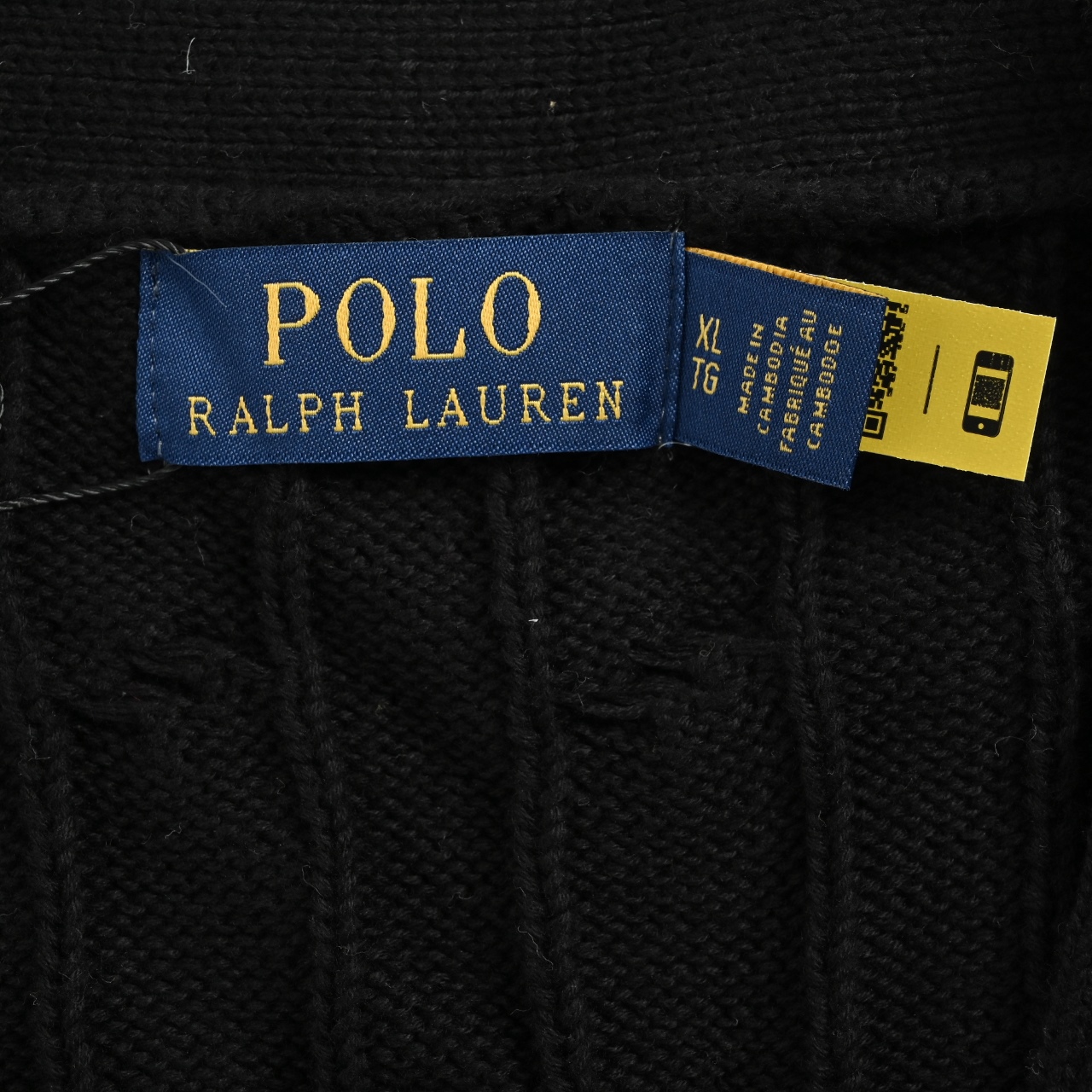 本地自取💰240
Ralph Lauren/拉夫劳伦 25Fw 刺绣小马标绞花针织毛衣开衫
胸口高密度百灵达万针刺绣,吊牌辅料全部还原原版。
面料采用进口纯棉纱线混纺羊毛,上身舒适高级感拉满,无数网红博主穿搭必备,原版超级慢买到,一件针织衫就能穿出不一样的时尚感觉。
表面面料带羊绒的雾面感觉,蓬松度够够的,可以说做到乱真的高度,一眼就是顶级品质!
复古的多巴胺配色,经典耐看,性价比很高,强烈推荐
Size:S-XL
