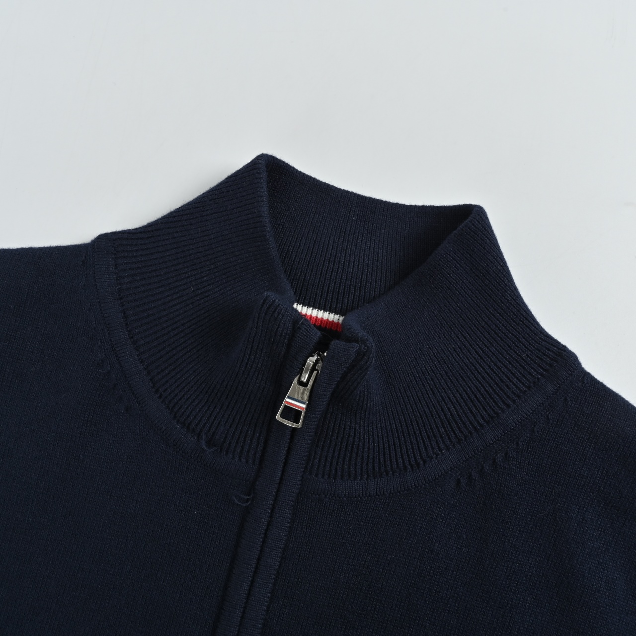 MONCLER/蒙口MC 小标Logo 半拉链针织毛衣